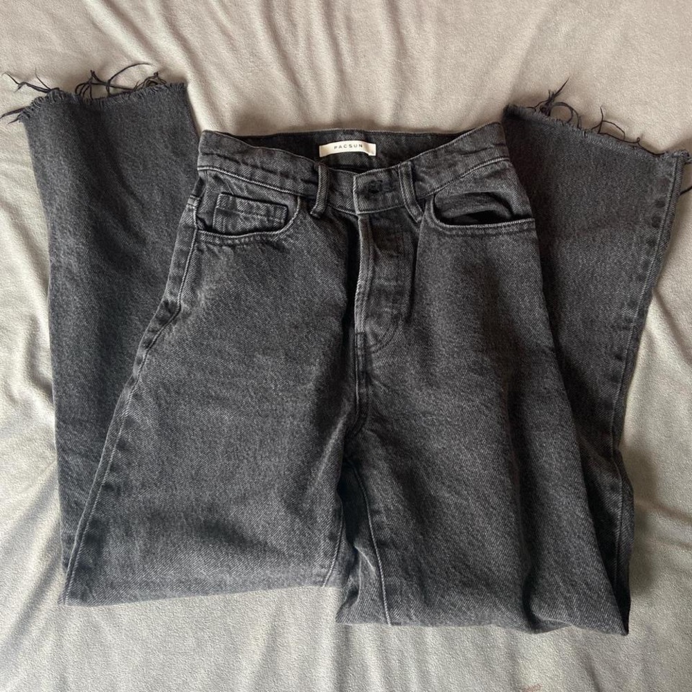 straight-leg black high waisted pacsun jeans